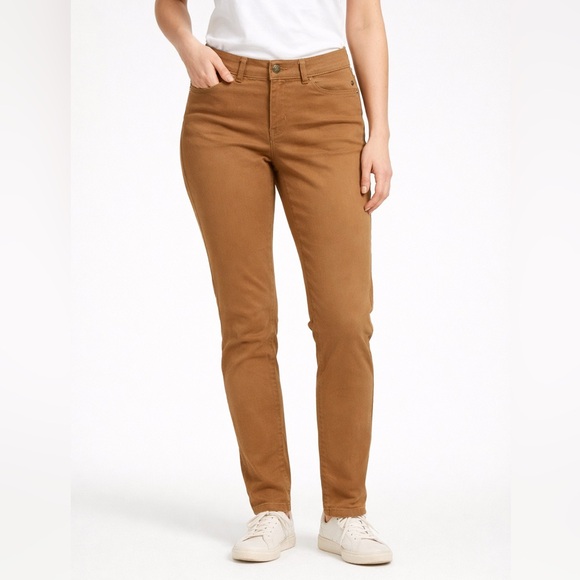 No Boundaries Pants - No Boundaries 13 Mid Rise Skinny khaki straight leg pant stretch NWOT